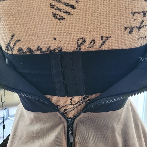 Forever Unique Party Dress - Picture 9 of 12